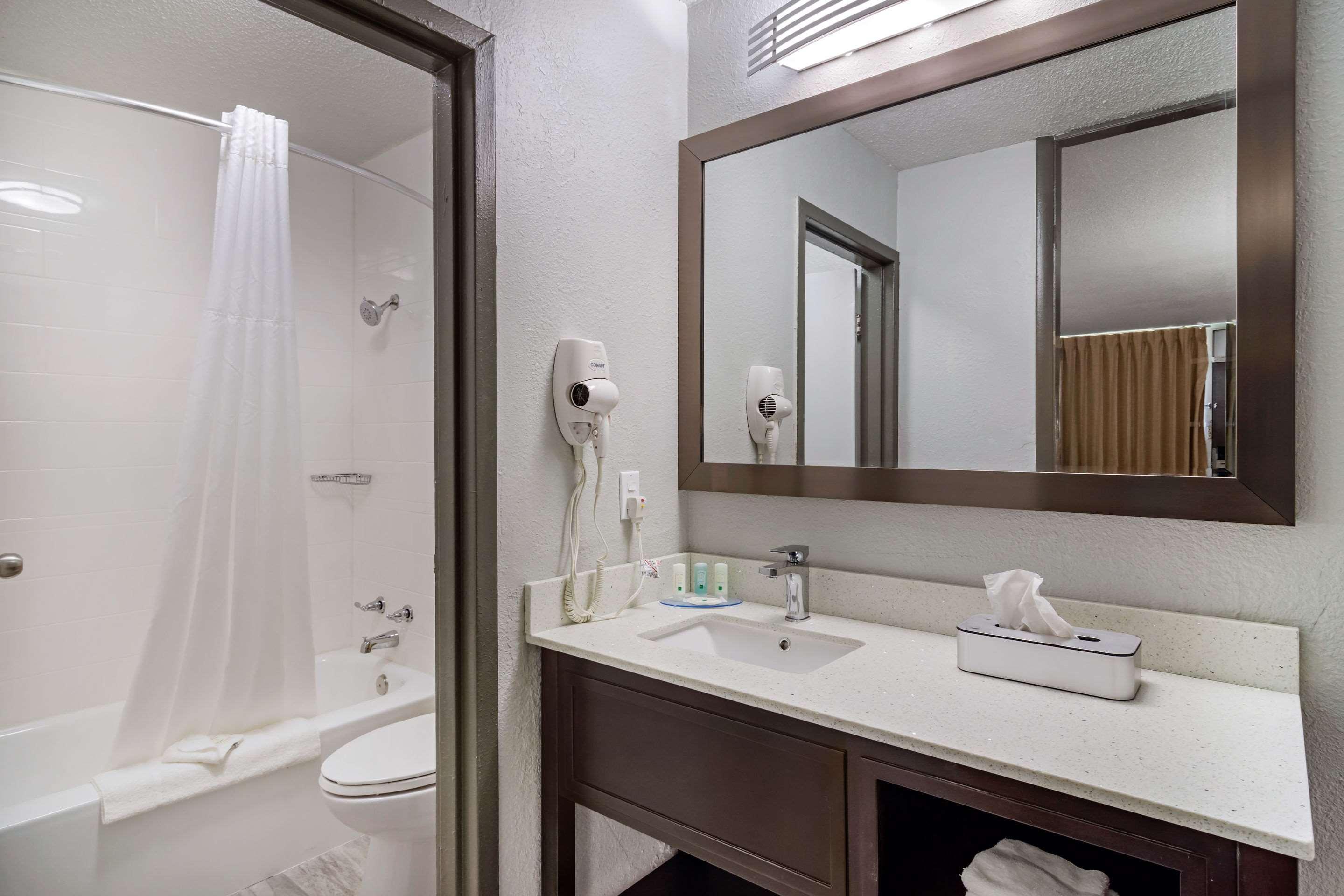 Quality Inn & Suites Cartersville Exteriör bild