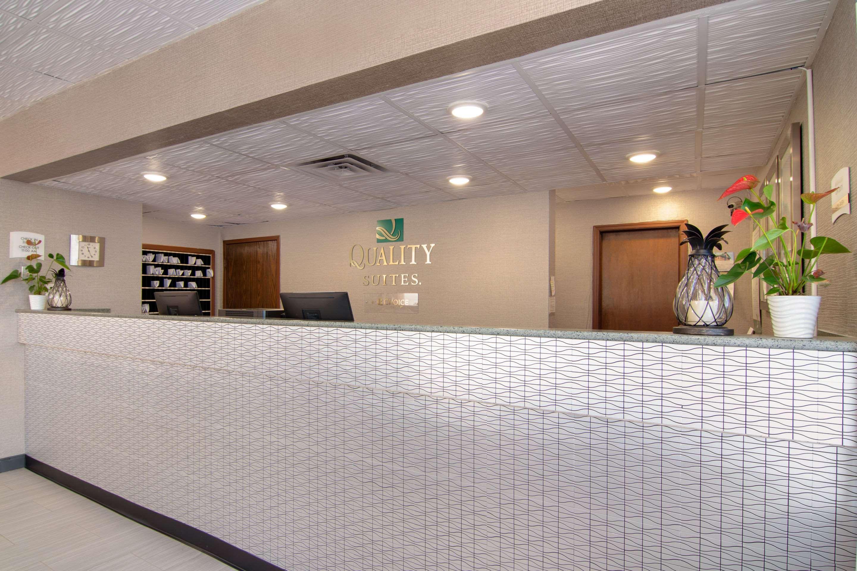 Quality Inn & Suites Cartersville Exteriör bild
